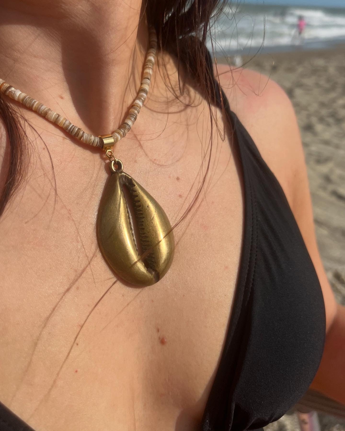 Beige Heishi Bead+Large Brass Cowrie Shell Pendant