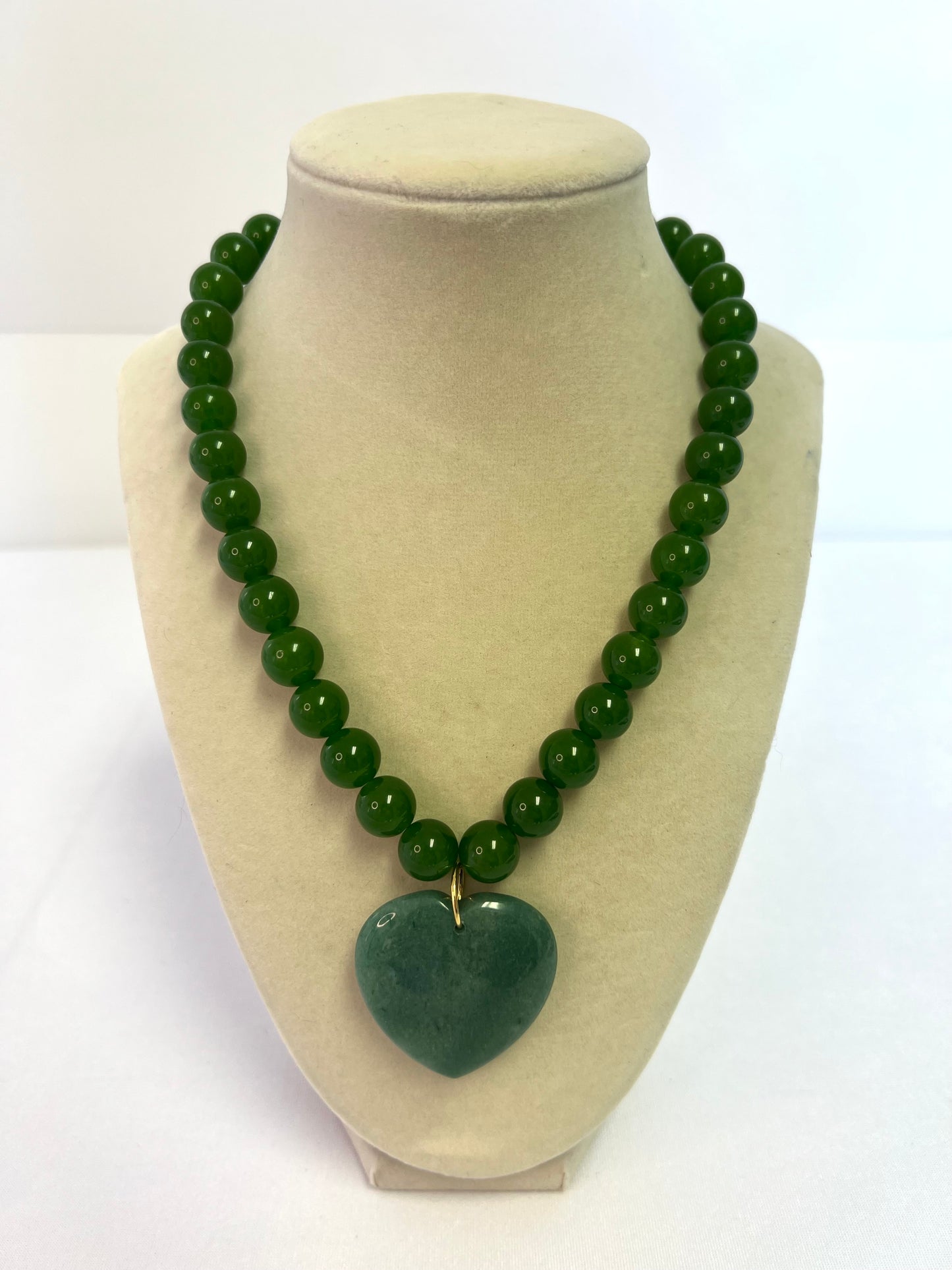 Green Beaded Necklace+Green Heart Pendant